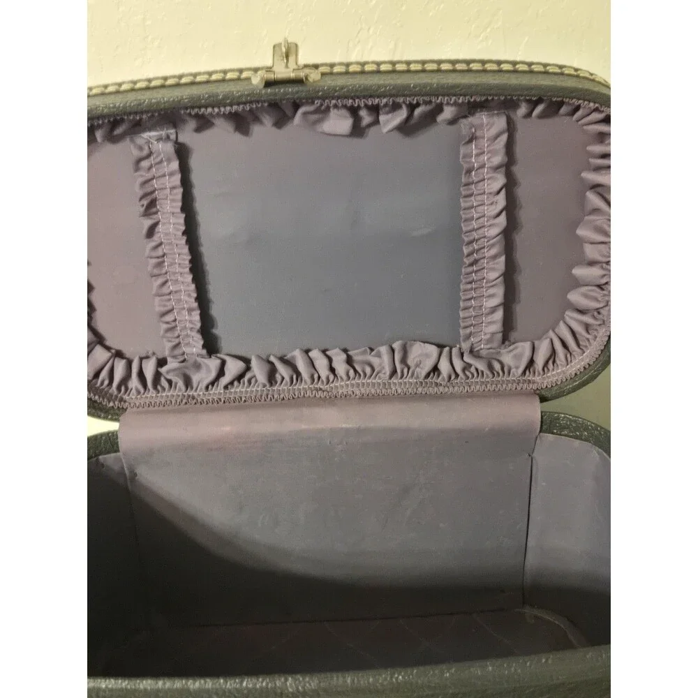 Vintage Blue Train/Vanity Case